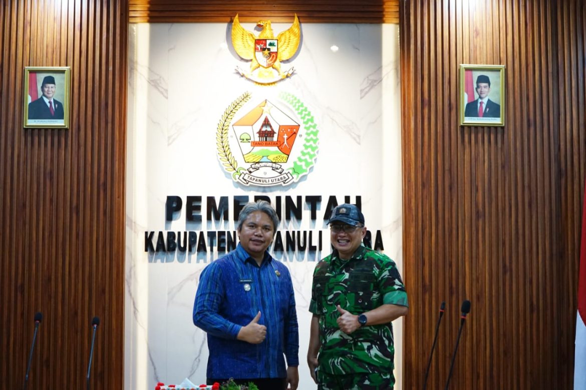 Pemkab Tapanuli Utara Terima Kunjungan Tim Peneliti Seskoad, Tegaskan Sinergi Strategis dengan TNI dalam Penanganan Bencana dan Pembangunan