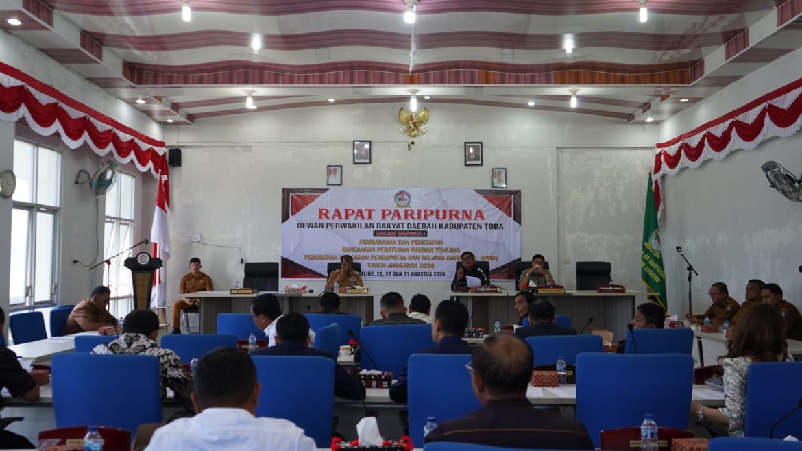 DPRD Toba Bahas dan Tetapkan Ranperda P-APBD 2026