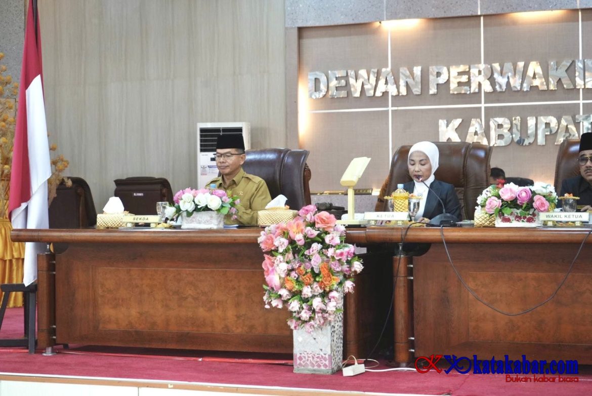 Sidang paripurna yang digelar Pemerintah Kabupaten Langkat di gedung DPRD berapa waktu lalu.