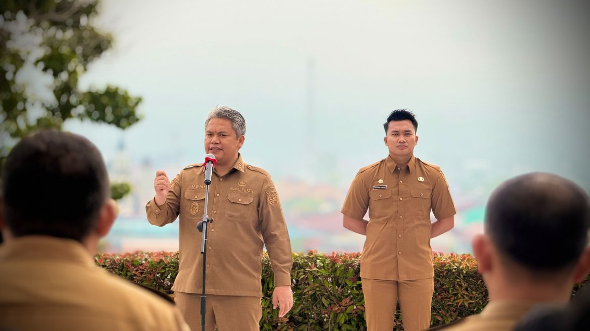 Pimpin Apel Gabungan, Wabup Taput Tekankan Evaluasi Kerja, Inovasi, dan Transparansi Publik