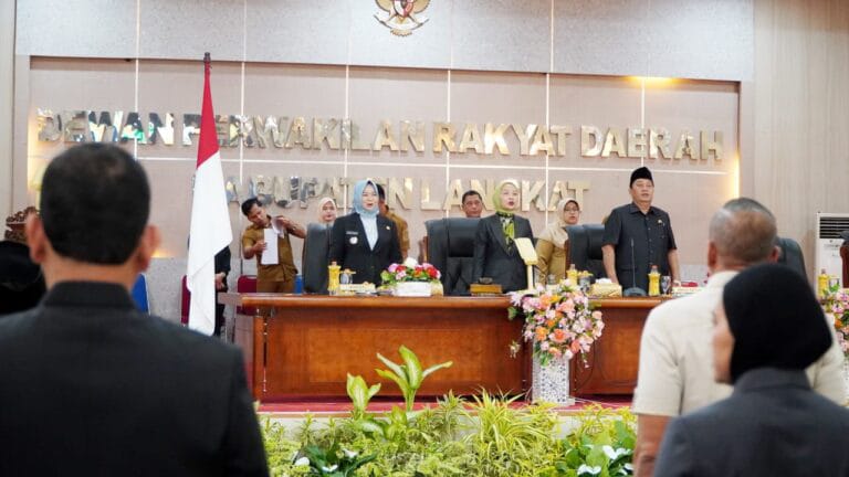 DPRD Langkat Gelar Paripurna Perubahan APBD, Tiorita Dorong Anggaran Berdampak Nyata di Masyarakat.