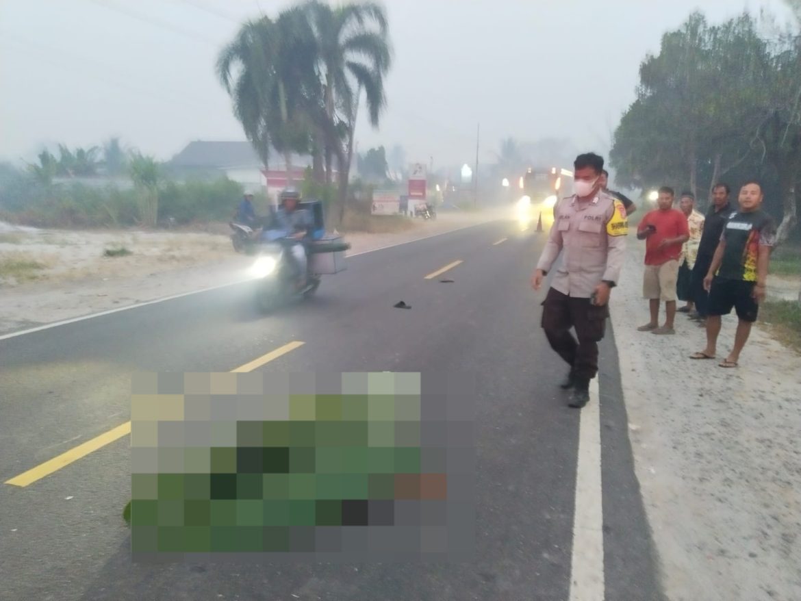 Quick Respons Laka Lantas, Polsek Sabangau Amankan TKP di Jalan Mahir Mahar