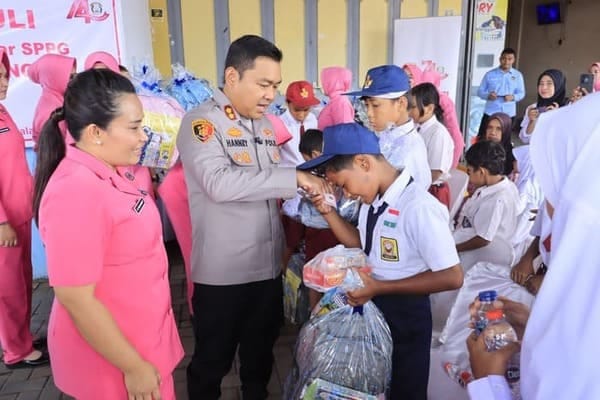 Kapolres Langkat Santuni 30 Anak Yatim di Dapur MBG SPPG Polri Kuala.