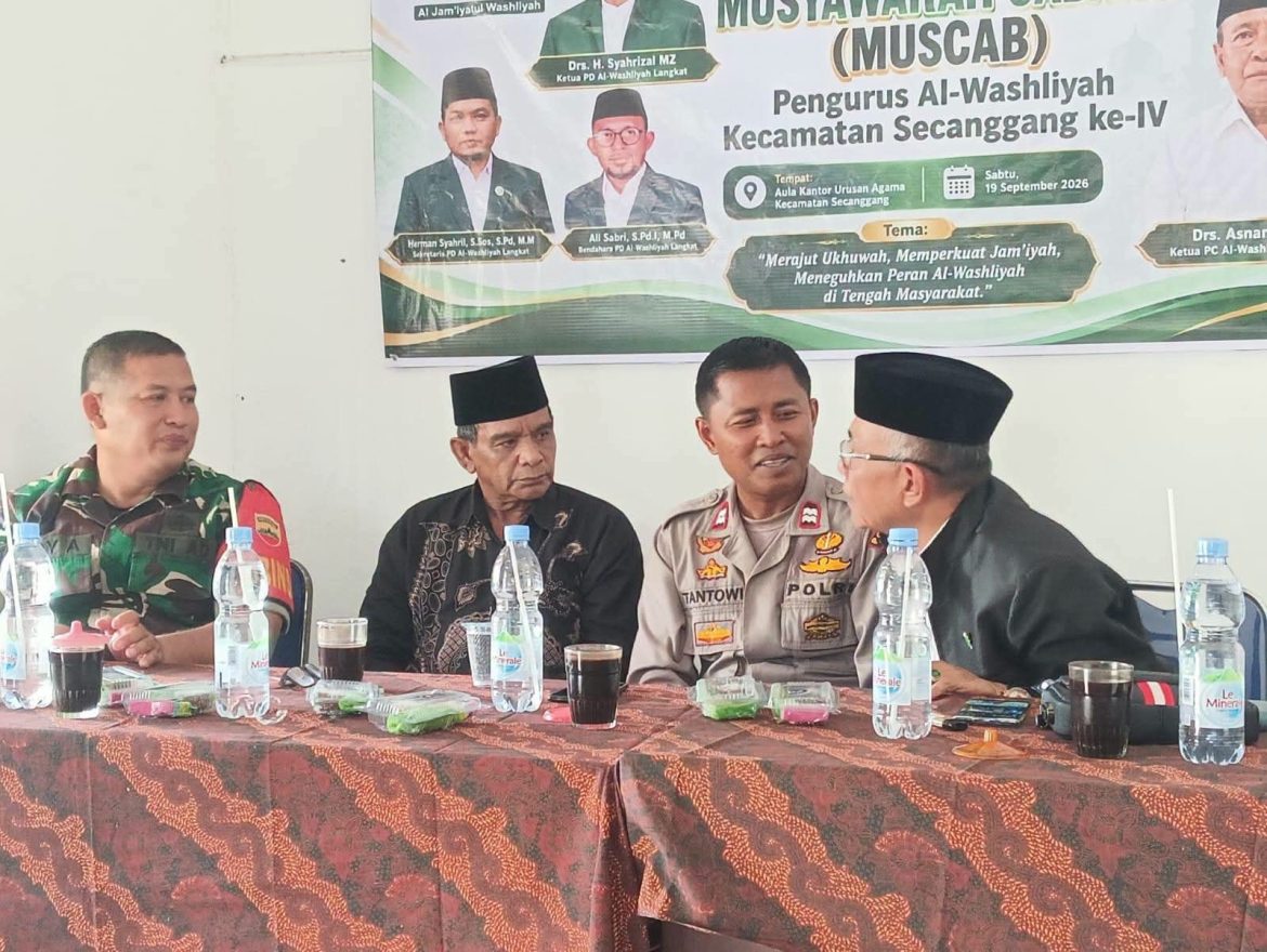 Polsek Secanggang Hadiri Musyawarah Cabang Al Jami’yatul Washliyah, Wujud Sinergitas TNI-Polri.