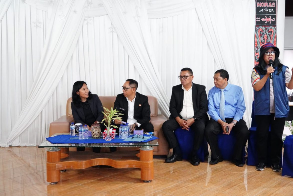 Sambut Hari Jadi ke-81 Taput, Bupati JTP Terapkan Strategi Efisiensi: Ekonomi Warga Bergerak, APBD Tetap Hemat