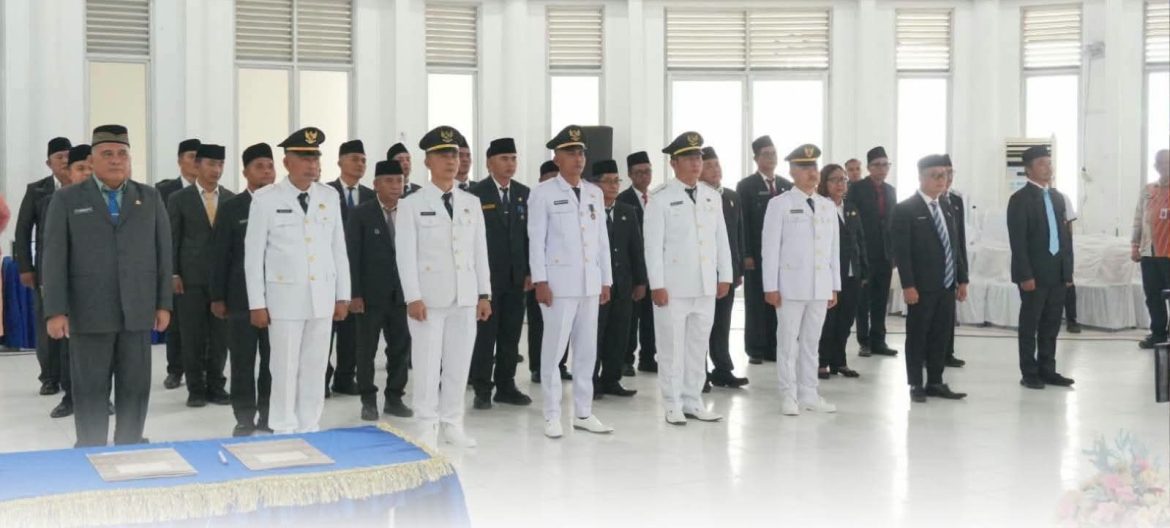 BUPATI NIAS UTARA LANTIK PEJABAT STRUKTURAL, TEKANKAN INTEGRITAS DAN PROFESIONALISME