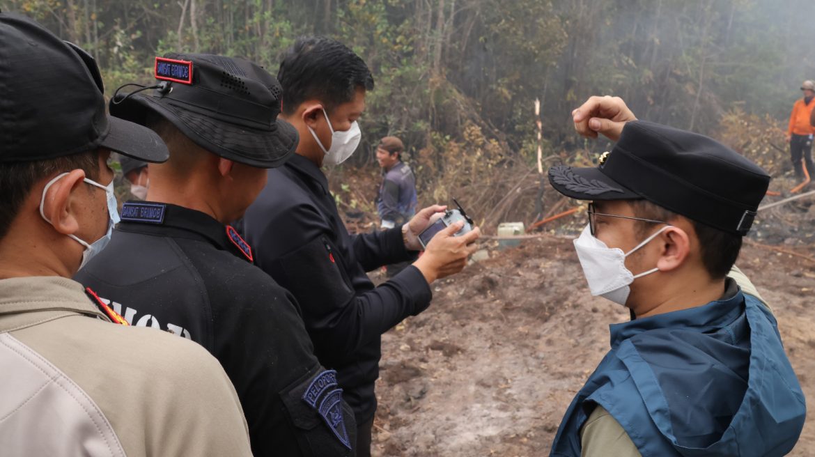 Kapolda Kalteng Tegaskan Pengoptimalan Penyekatan Api, Cegah Meluasnya Karhutla di Banturung