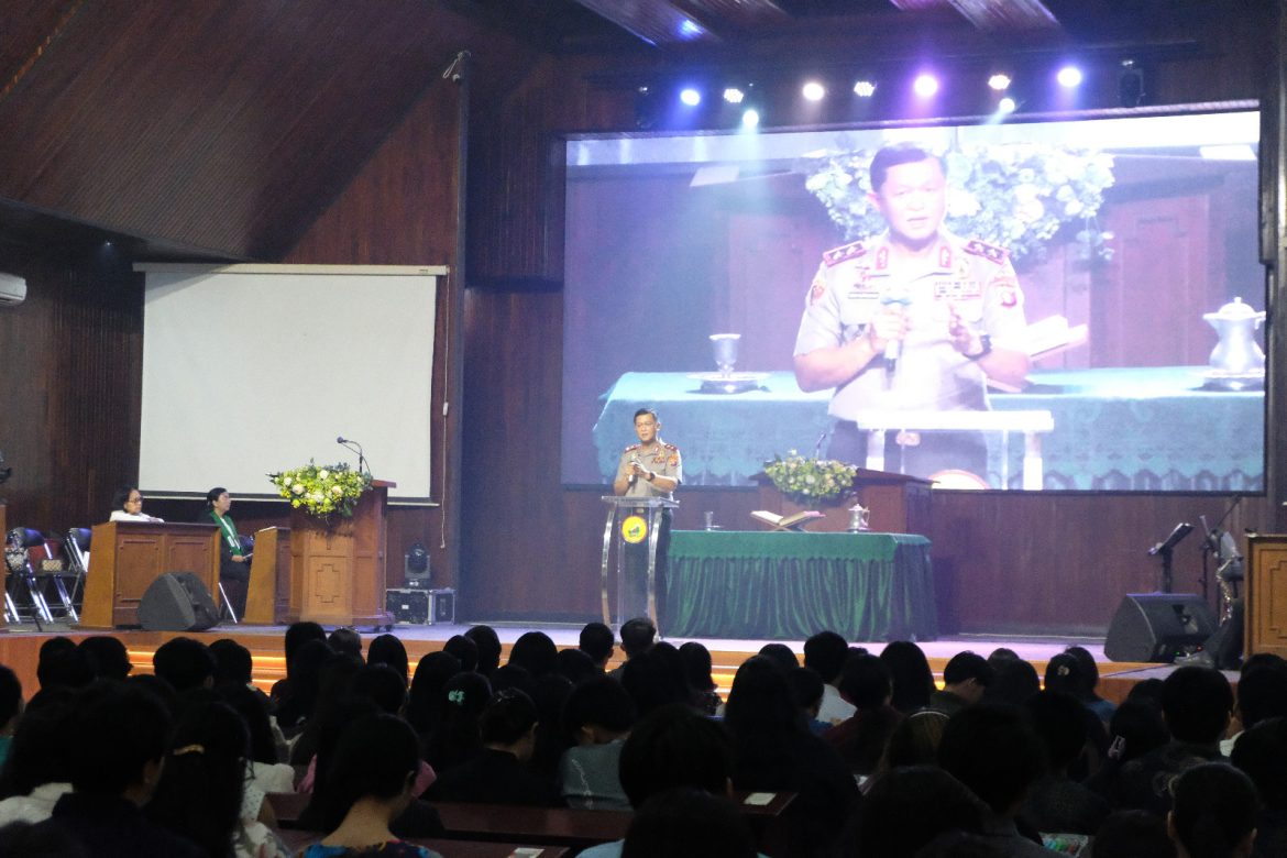 Minggu Kasih Kapolda Kalteng Bersama Jamaat Gereja, Perkuat Kedekatan Polri dengan Masyarakat