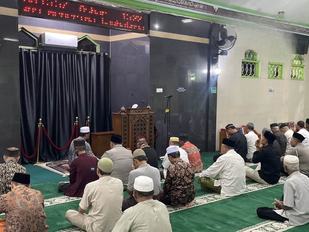 Subuh Keliling di Masjid Agung Al Muttaqin, Kapolres Pasaman Ajak Warga Cegah Kriminalitas dan Perkuat Kamtibmas