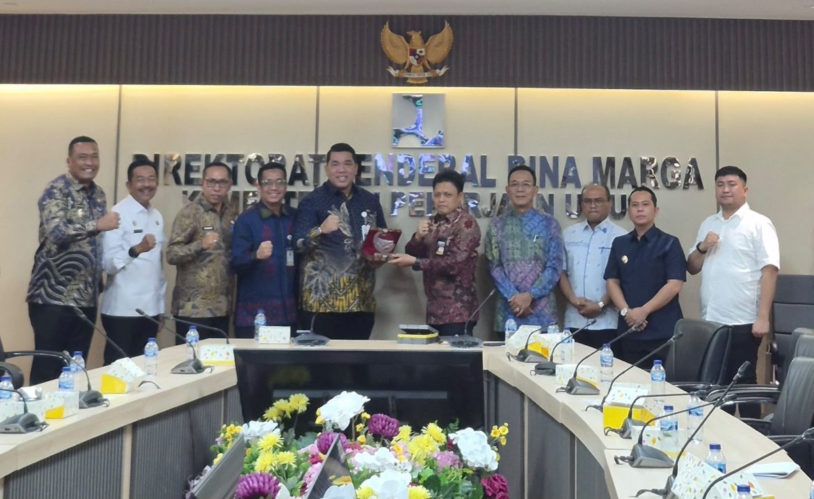 Dukung Konektivitas dan Pertumbuhan Ekonomi, Bupati Tapanuli Utara Kawal Usulan Peningkatan Status Ruas Jalan Daerah Menjadi Jalan Nasional di Kementerian PU