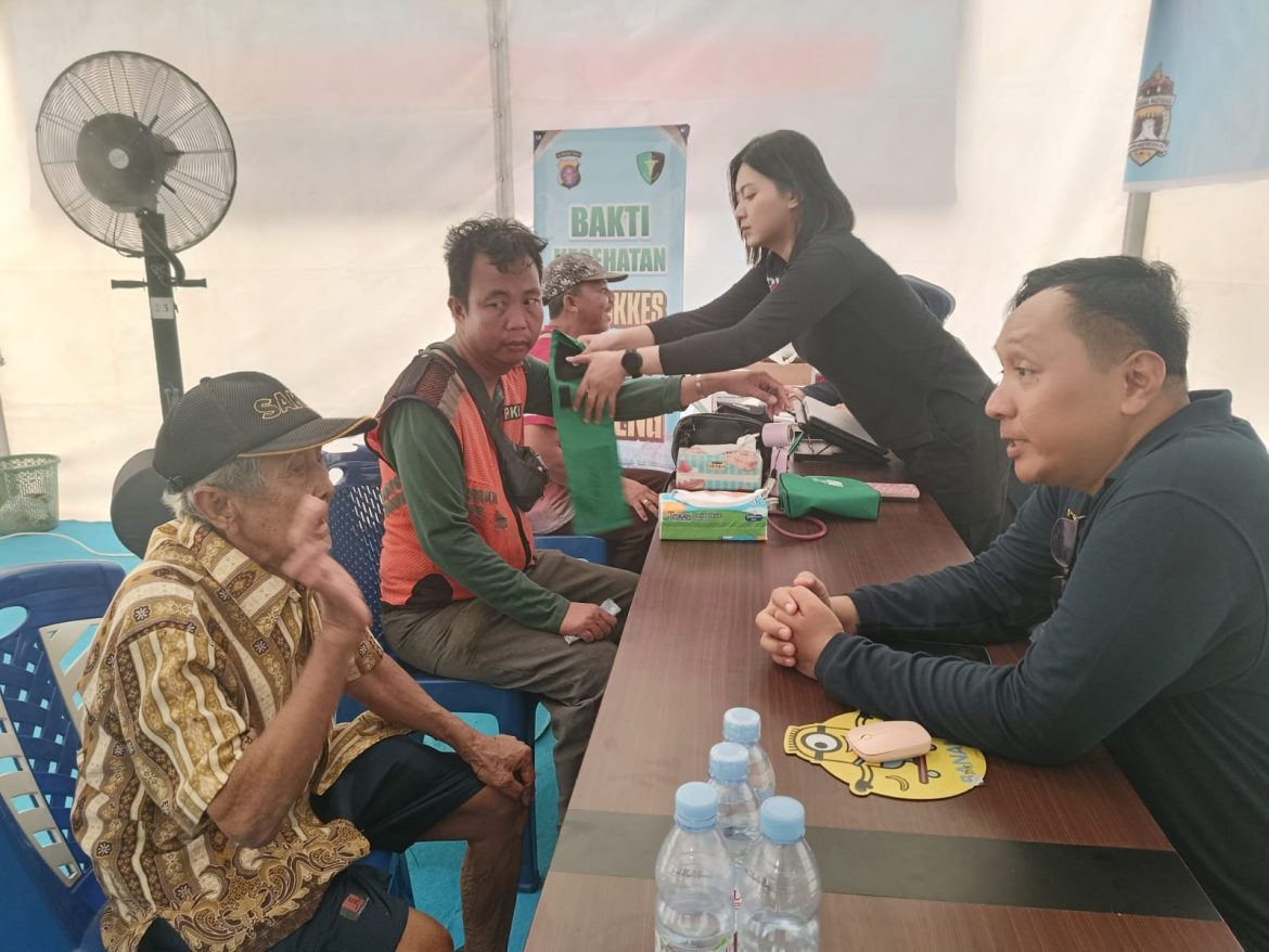 Di Tengah Kabut Asap Karhutla, Polda Kalteng Bersama Pusdokkes Polri Hadirkan Layanan Rumah Oksigen 24 Jam Gratis Untuk Warga