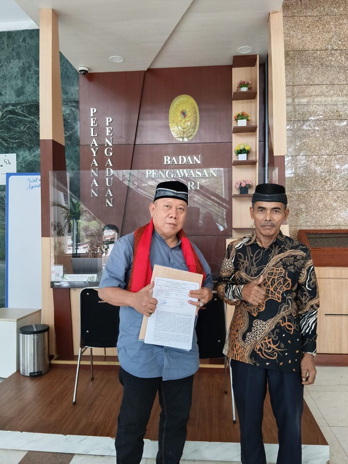H. MAKAWI ADUKAN PN JAKUT KE BAWAS MA DAN OMBUDSMAN, DESAK PEMERIKSAAN JURUSITA-PANITERA